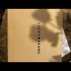 Lucky Brand size 9 never been worn